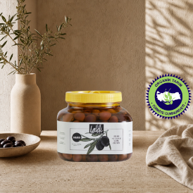 Organik Siyah Az Tuzlu Çizik Zeytin 1,2 kg  Zeytinyağı içerisinde resmi